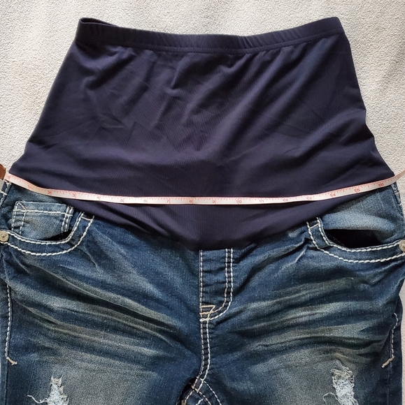 Maternity jeans - Picture 2 of 8